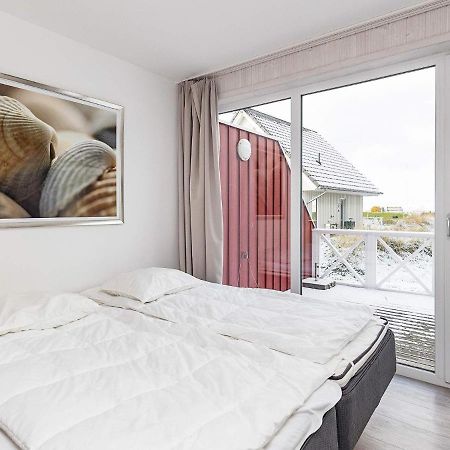 4 Person Holiday Home In Wendtorf Екстериор снимка